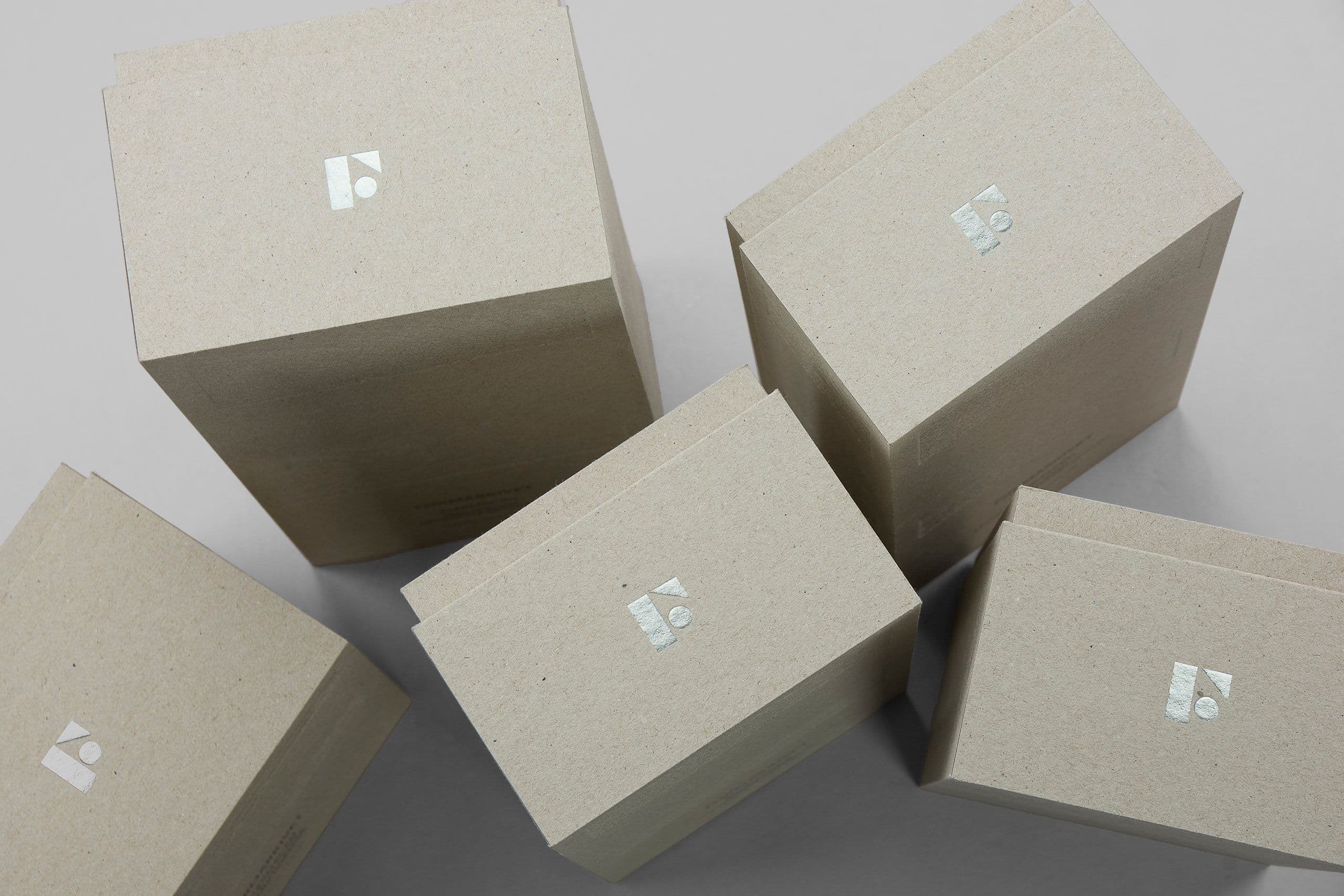 Exclusive rigid boxes for home scent products, with metallic foil and embossing.